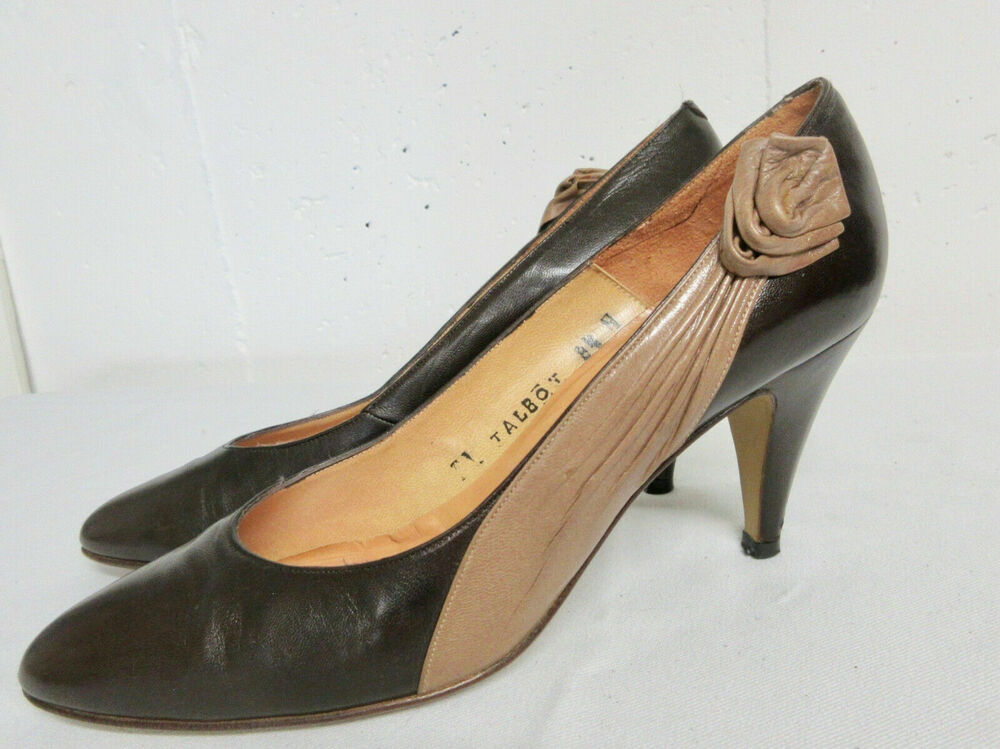 Vintage Rosina Ferragamo Spain Rich Brown Leather W Taupe Rosette Heels 8.5N 39